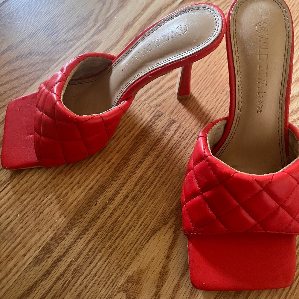 Cute Red Heels!